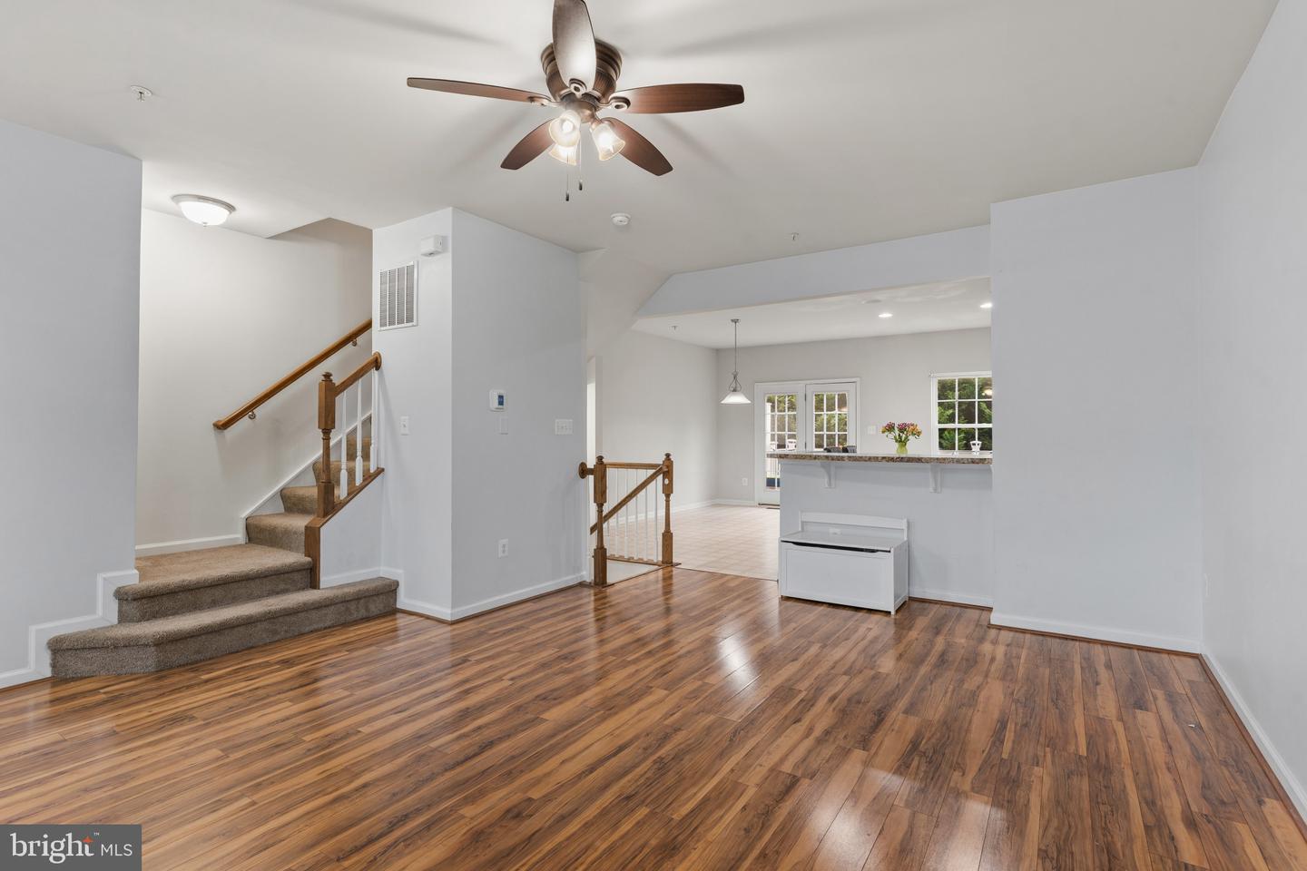 737 Olive Wood Property Photo 12