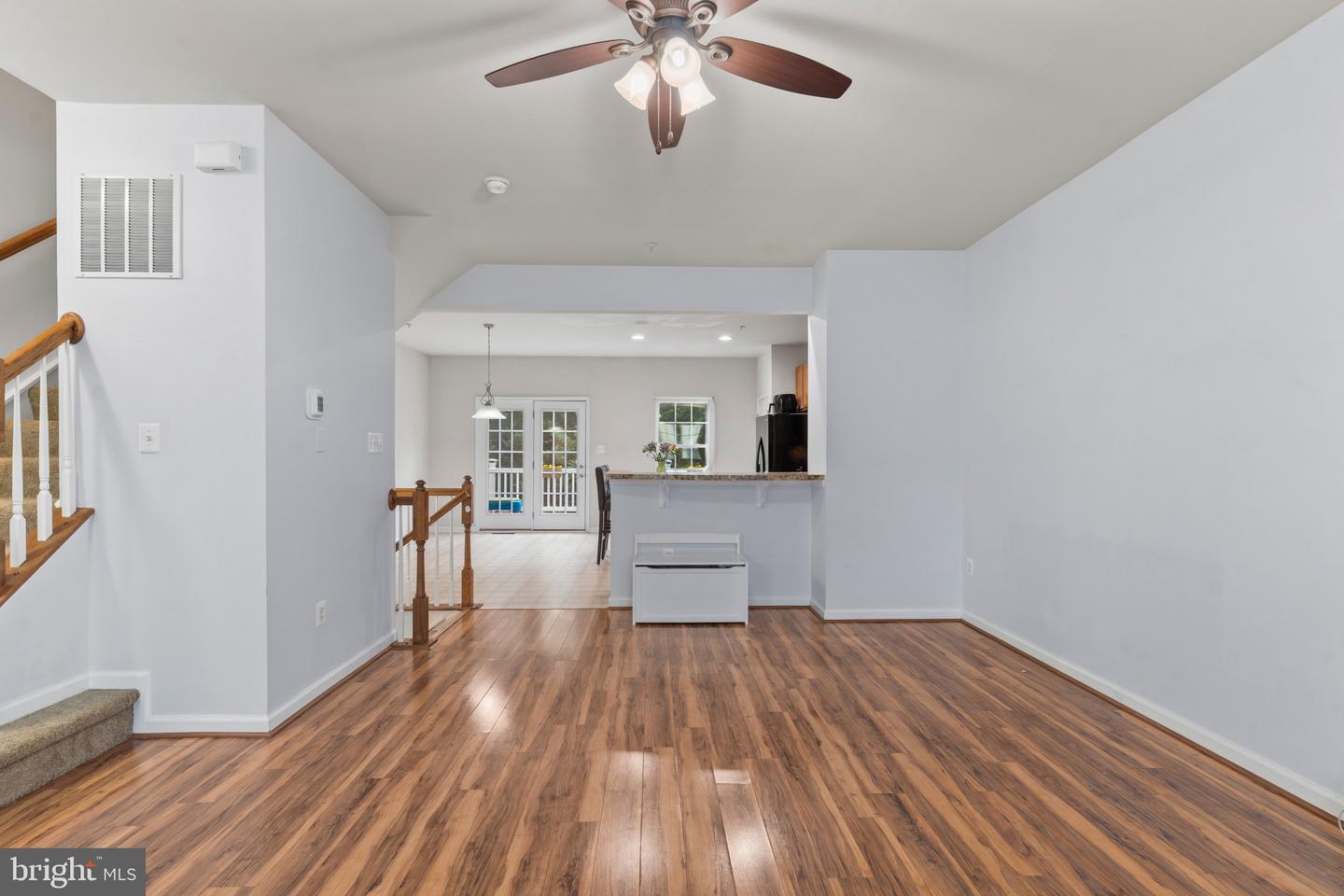 737 Olive Wood Property Photo 14