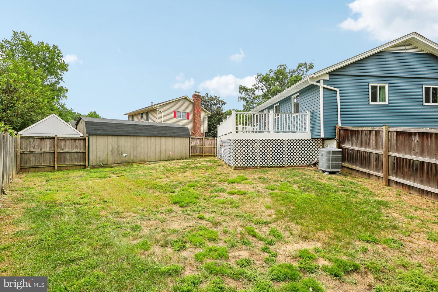523 Chalet Dr W Property Photo 37
