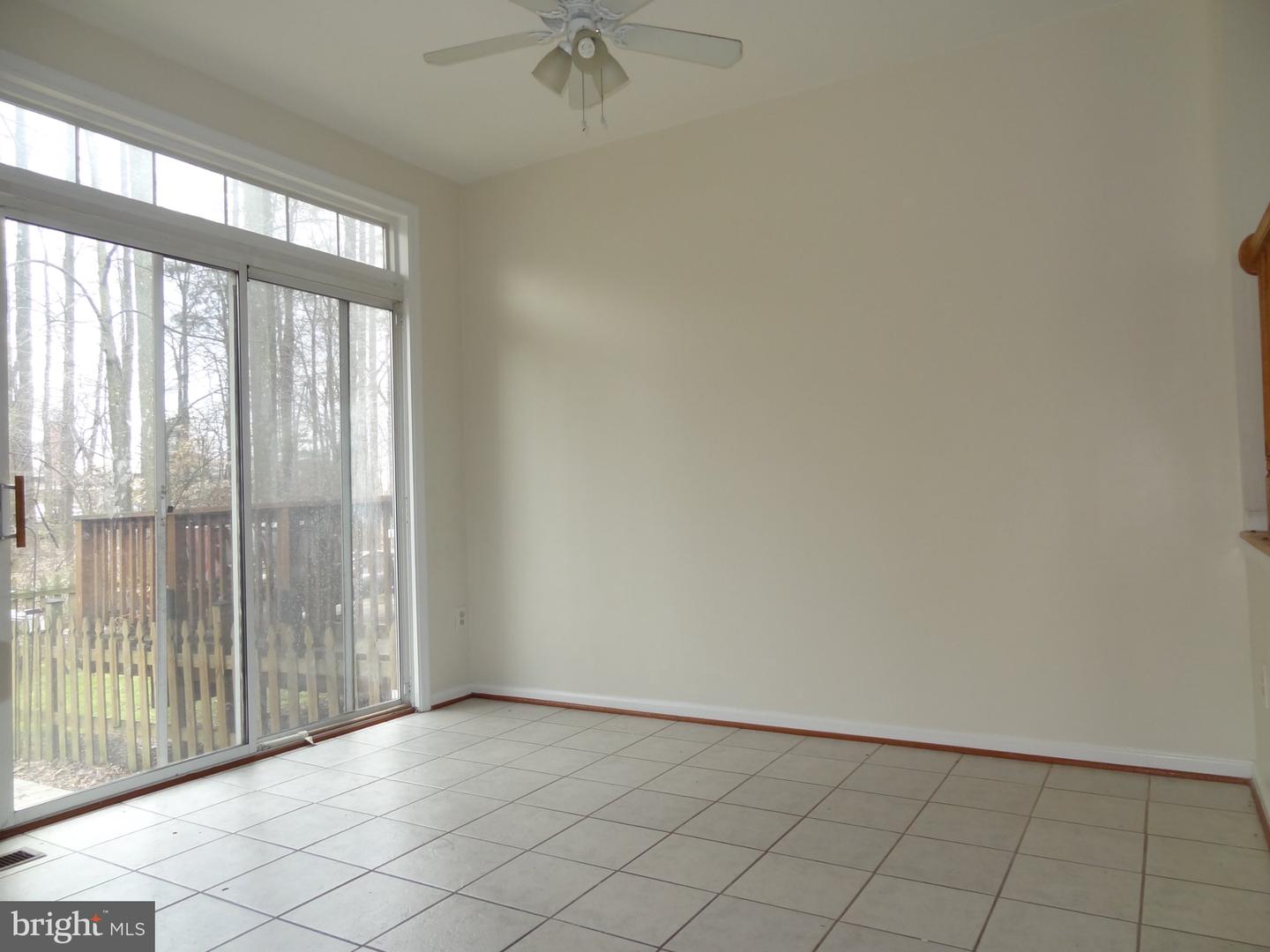 836 Knob Ct Property Photo 7
