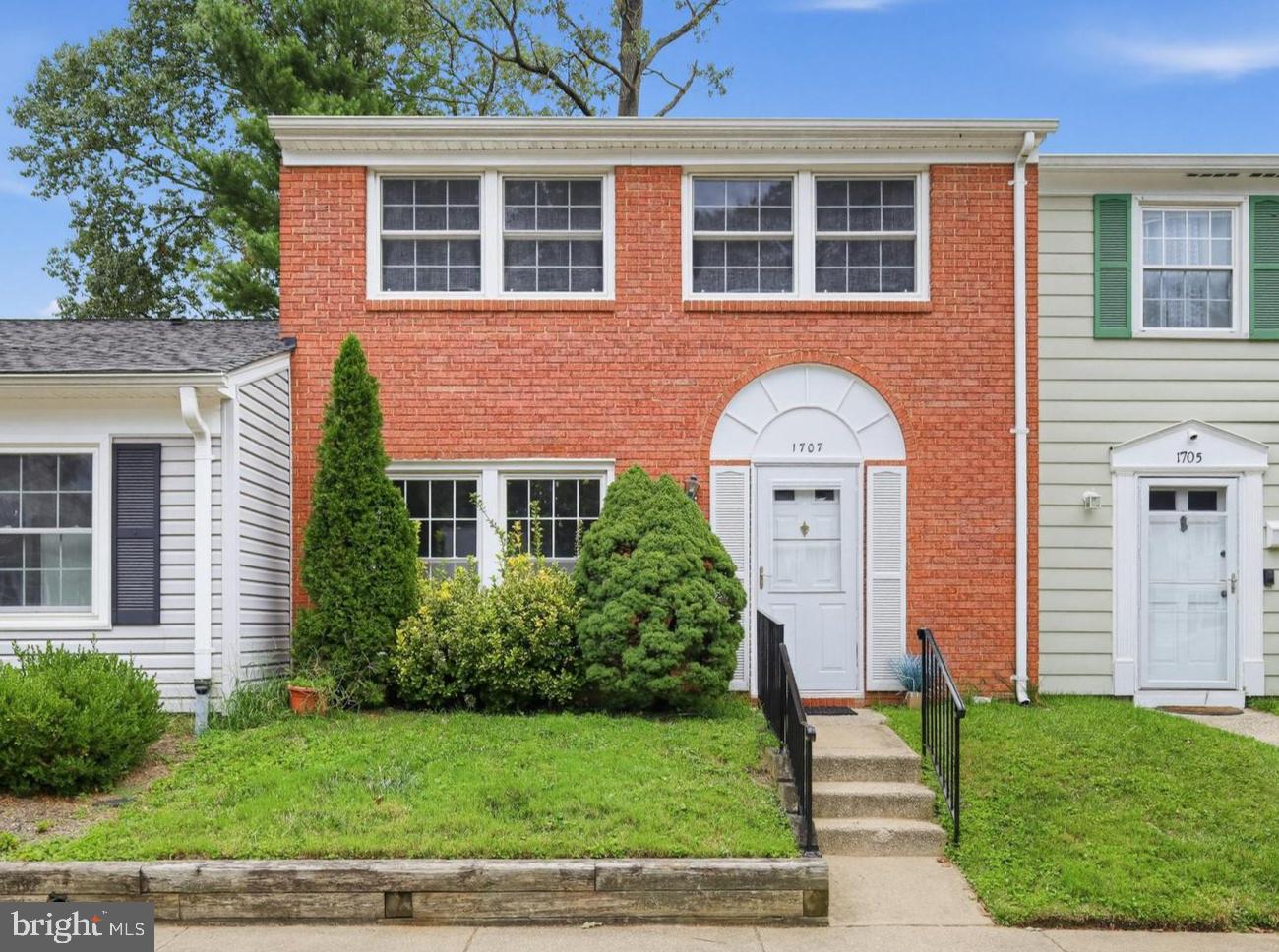 1707 GUNWOOD PL Property Photo 1