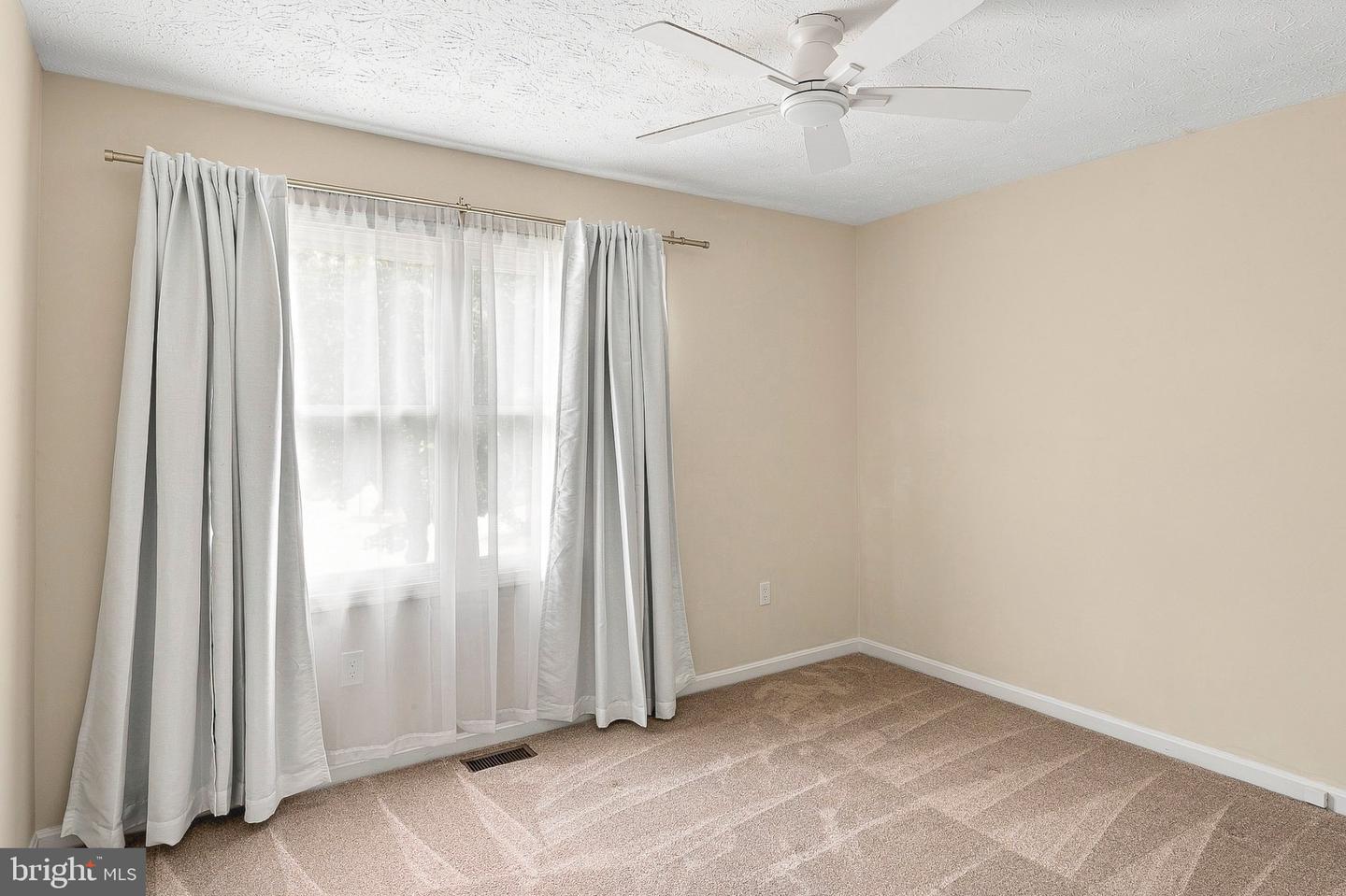 3821 Westwood Manor Way Property Photo 19