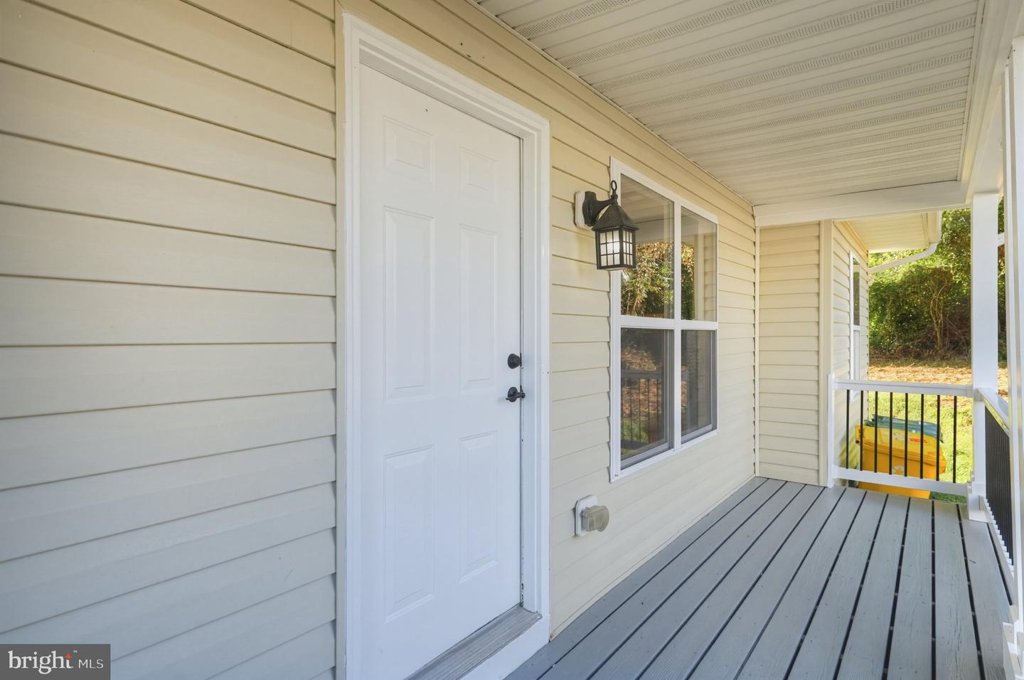 207 Elizabeth Ave Property Photo 4