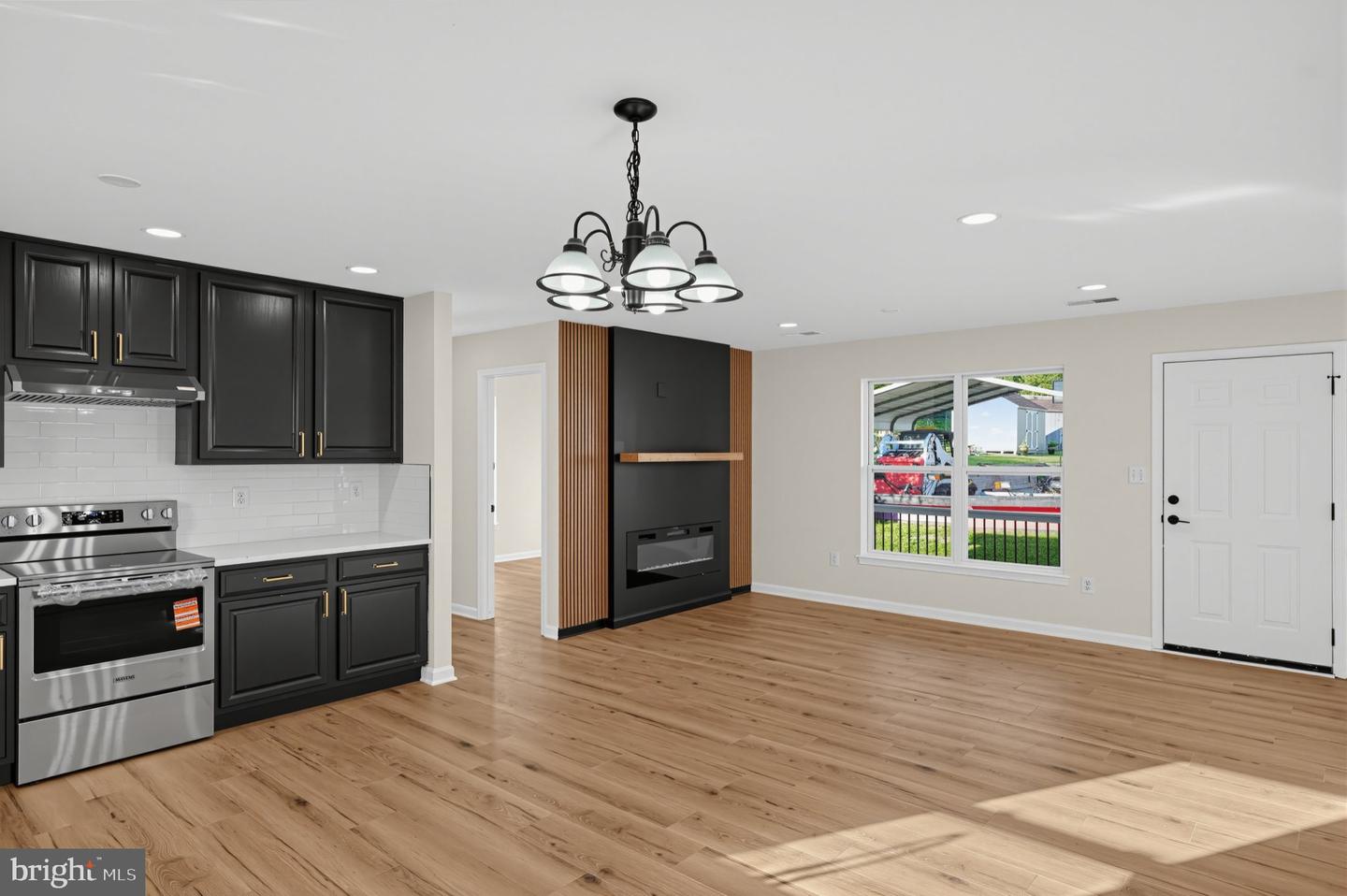 207 Elizabeth Ave Property Photo 14