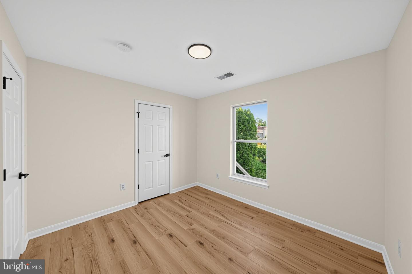 207 Elizabeth Ave Property Photo 21