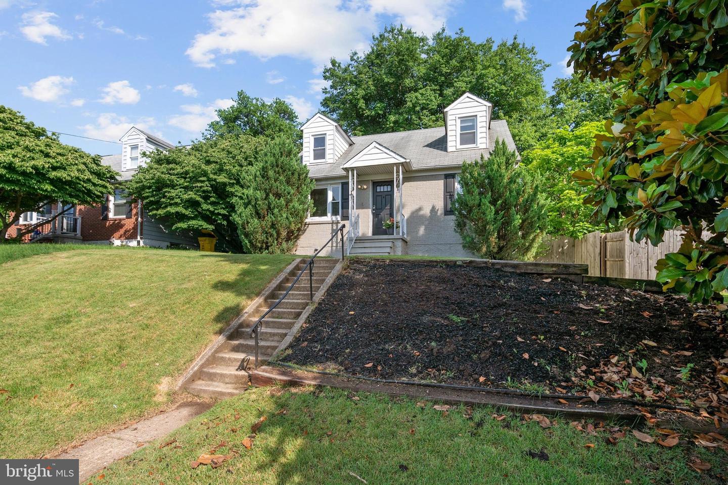 12 Birch Ave Property Photo 6