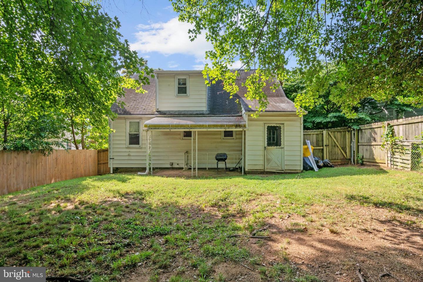 12 Birch Ave Property Photo 28