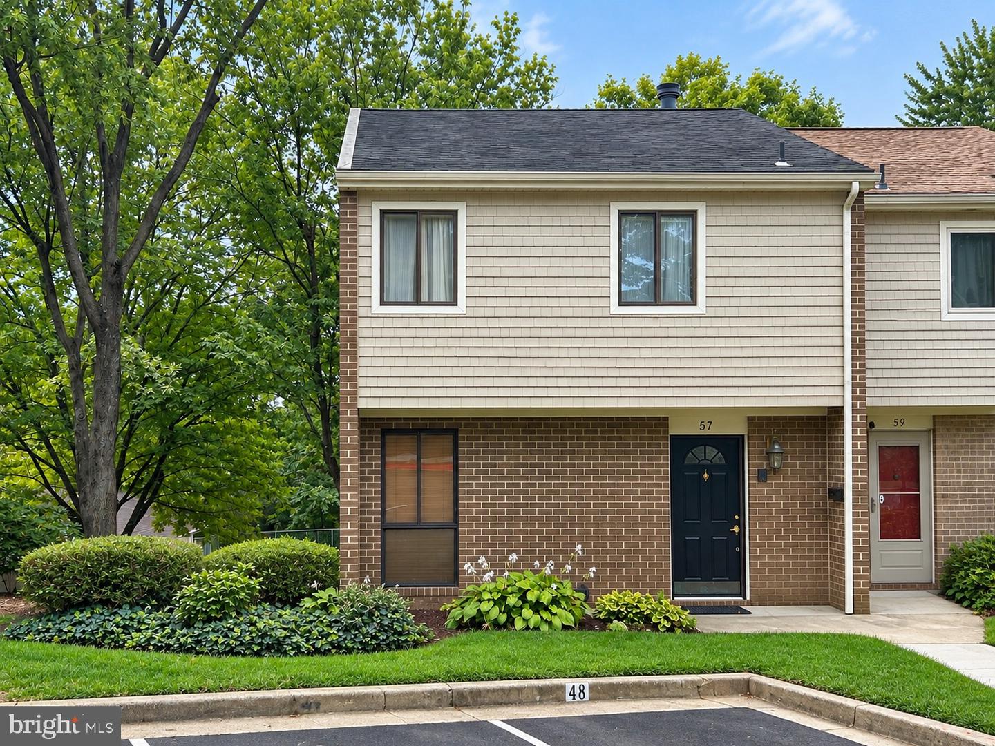 57 Gentry Ct Property Photo 1