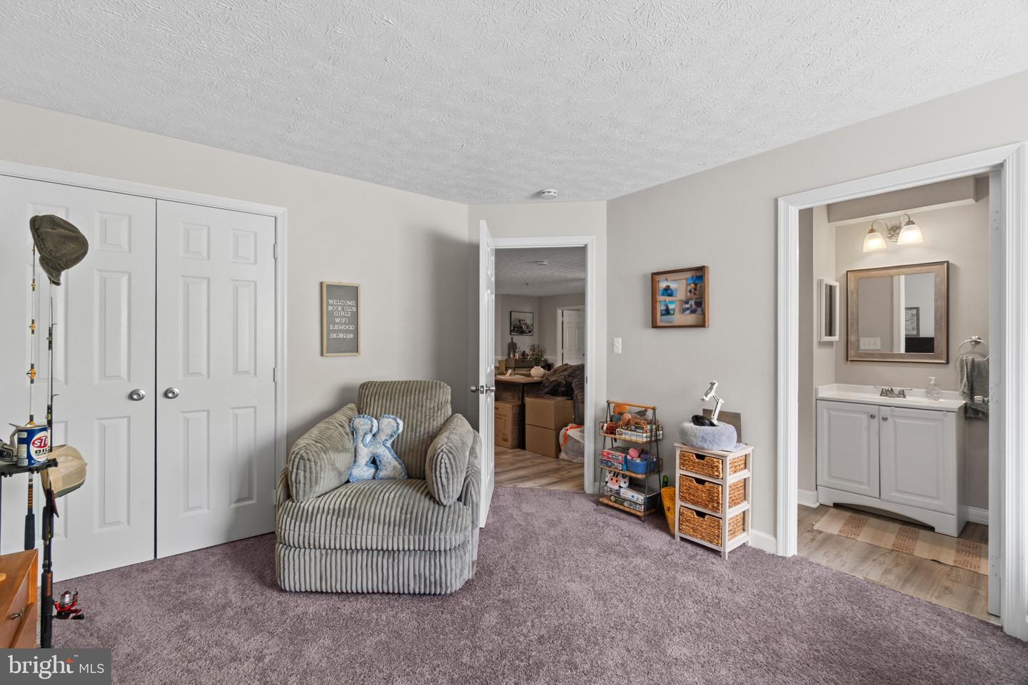 631 Admiral Dr #304 Property Photo 18