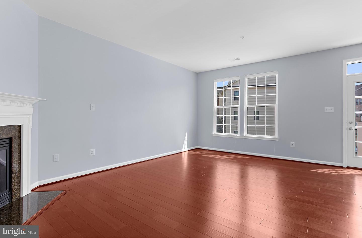 324 Chessington Dr Property Photo 13