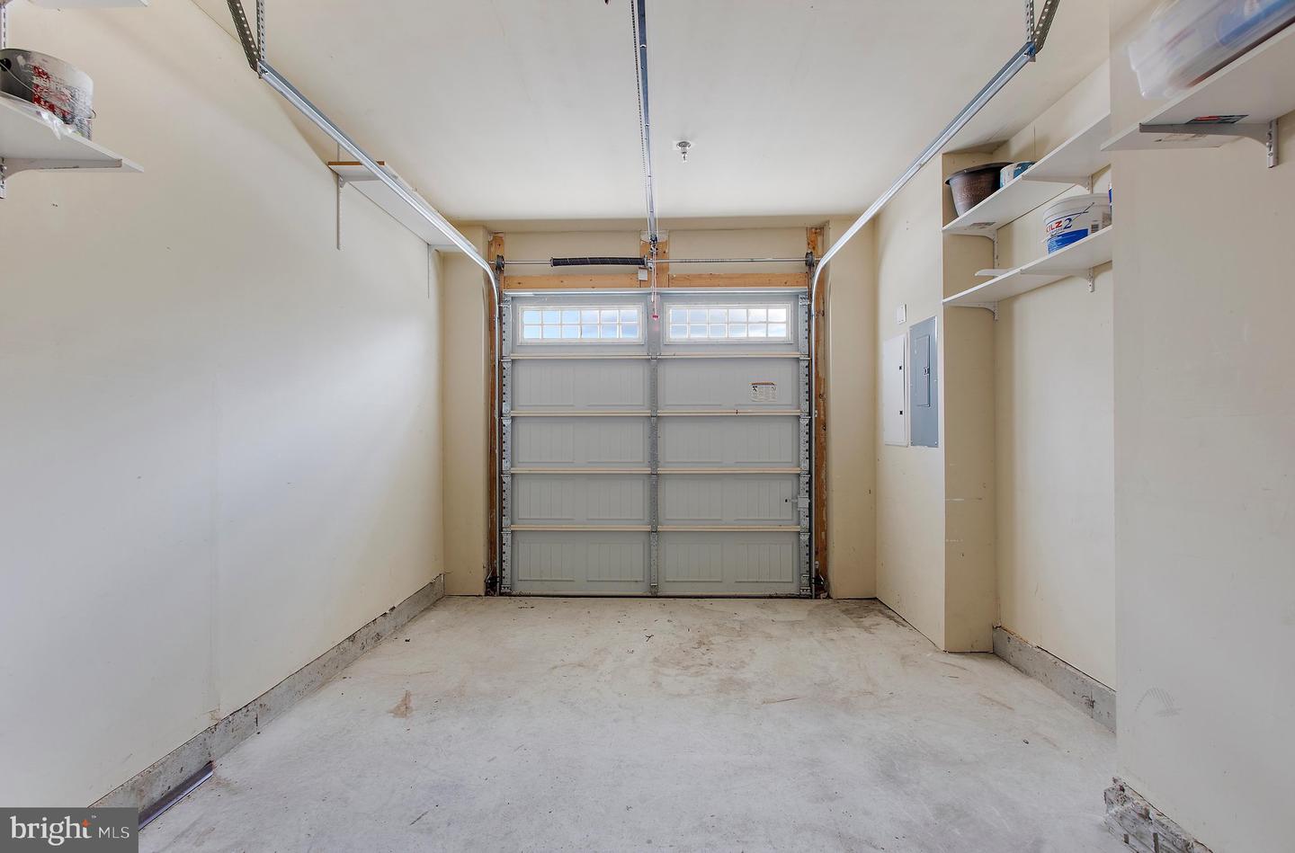324 Chessington Dr Property Photo 49