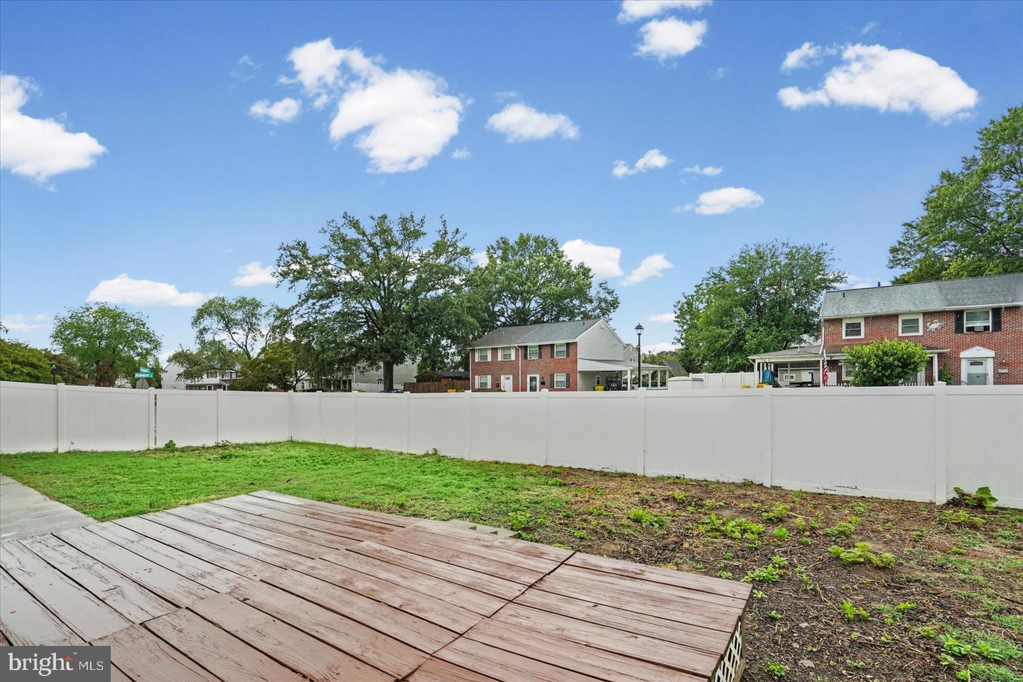 2 Breakwater Ct Property Photo 37