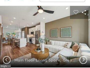 3239 WATERSHED BLVD Property Photo 1