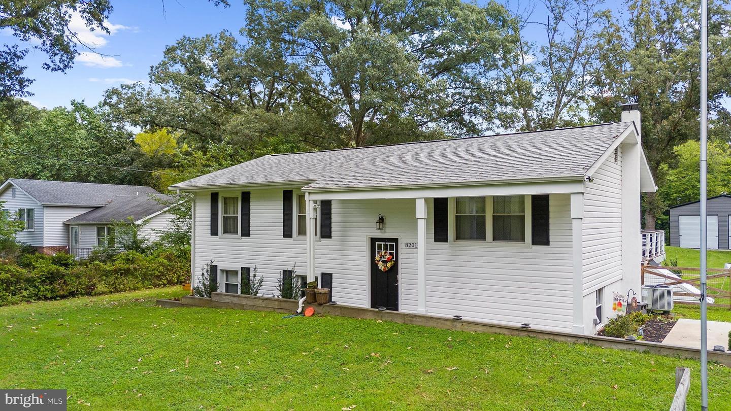 8201 Bodkin Ave Property Photo 3