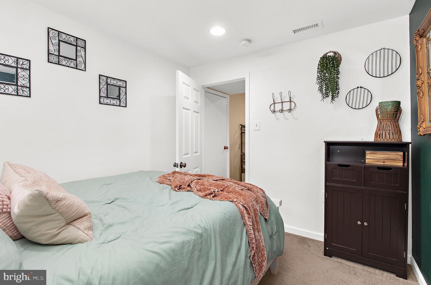 8201 Bodkin Ave Property Photo 23