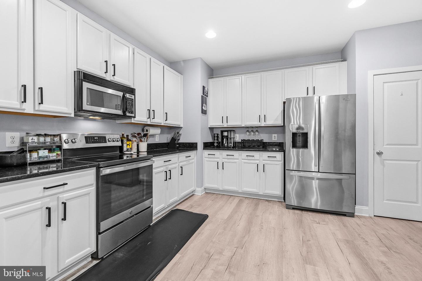 1210 Pekin Rd Property Photo 15