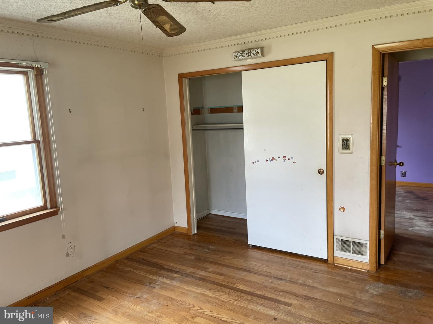 108 S Longcross Rd Property Photo 14