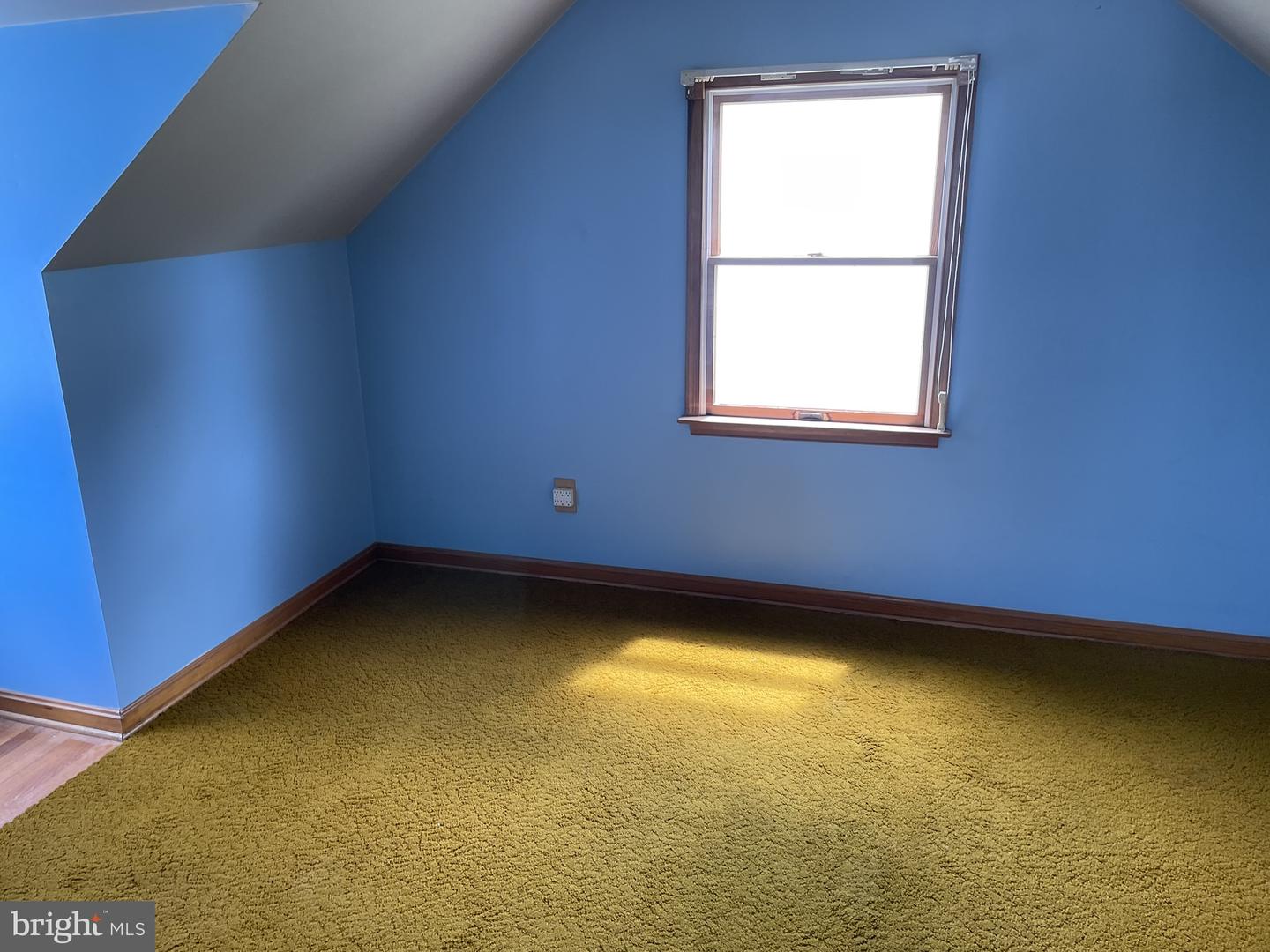 108 S Longcross Rd Property Photo 15