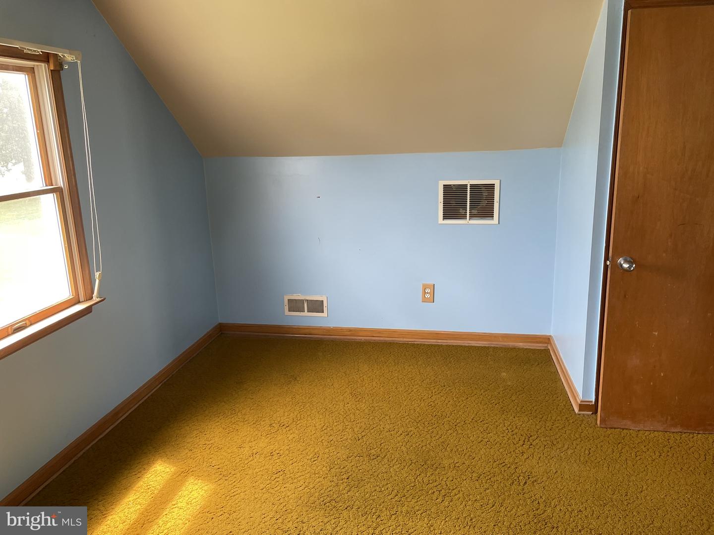 108 S Longcross Rd Property Photo 16