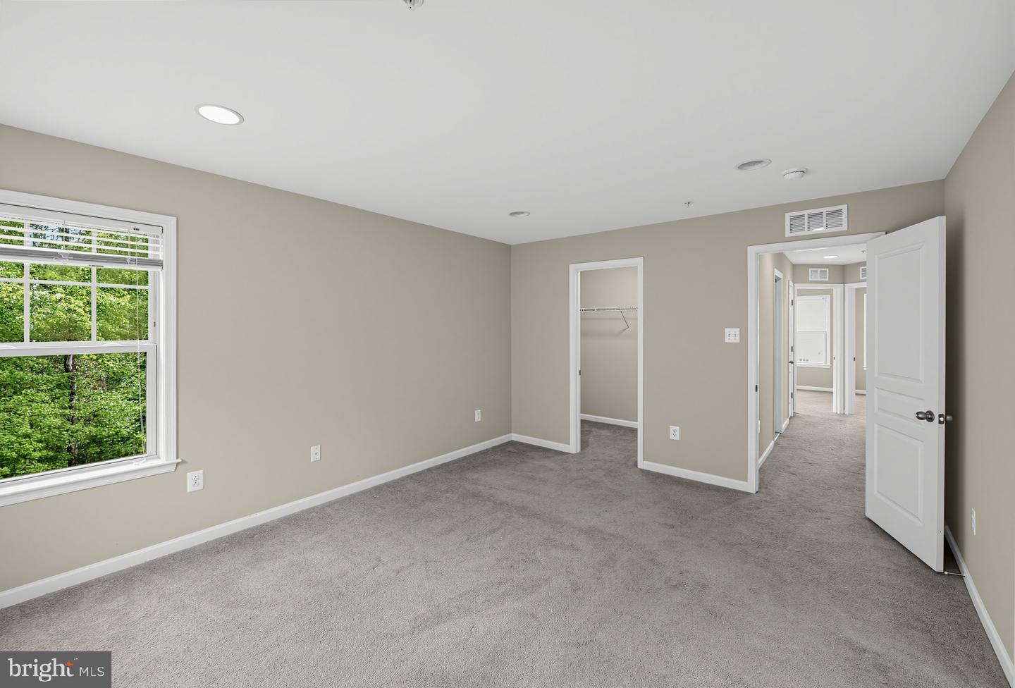 7524 Holly Ridge Dr Property Photo 21