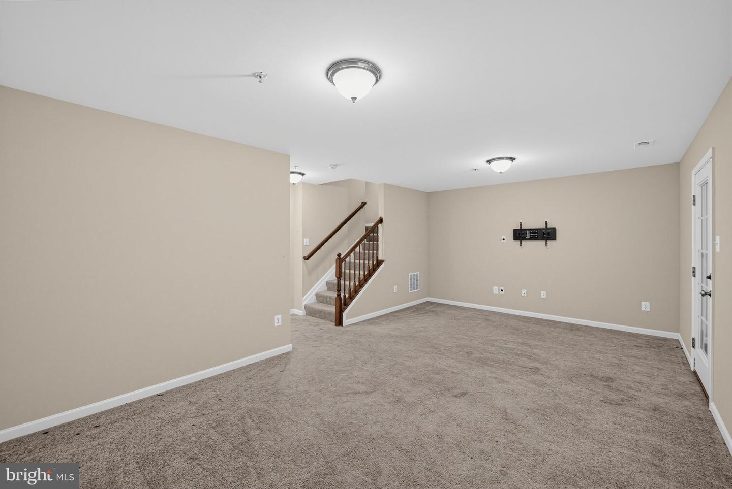 7524 Holly Ridge Dr Property Photo 30