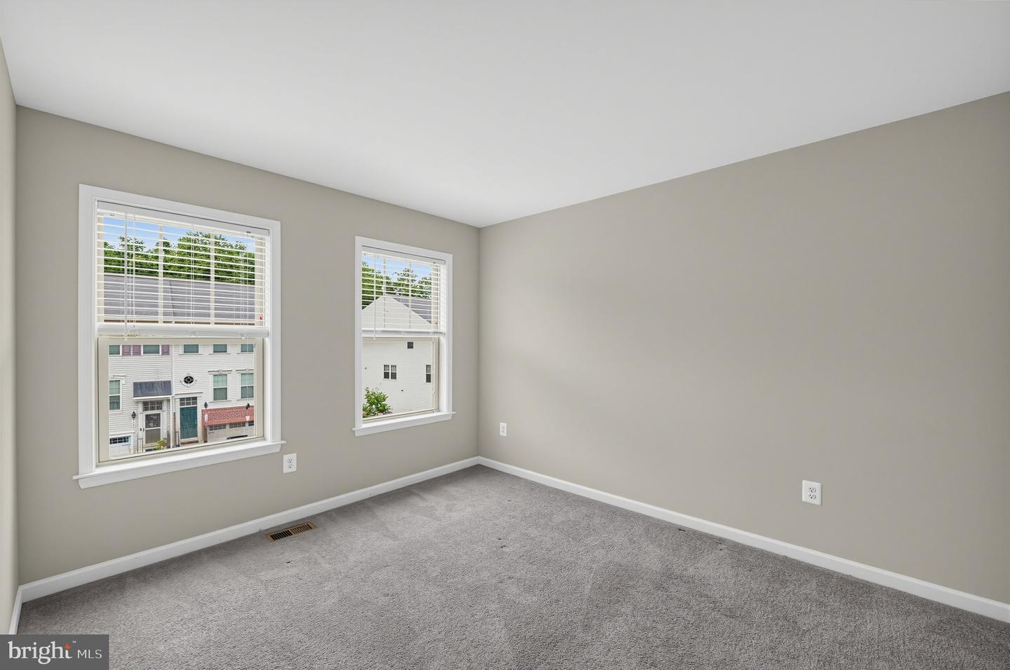 7524 Holly Ridge Dr Property Photo 31