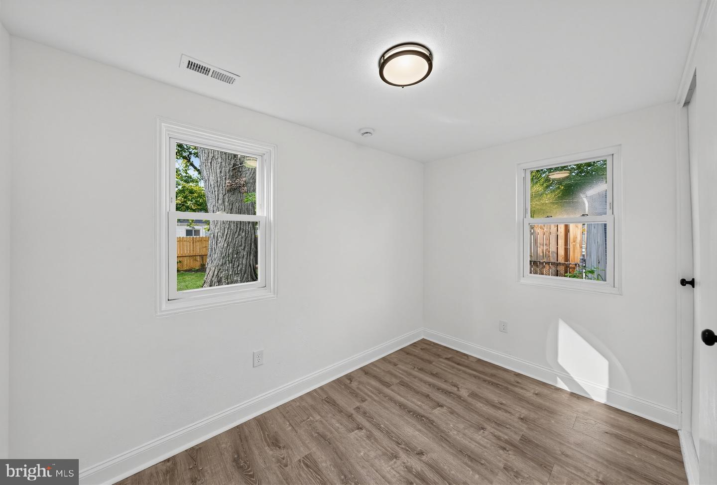 721 Cotter Rd Property Photo 16