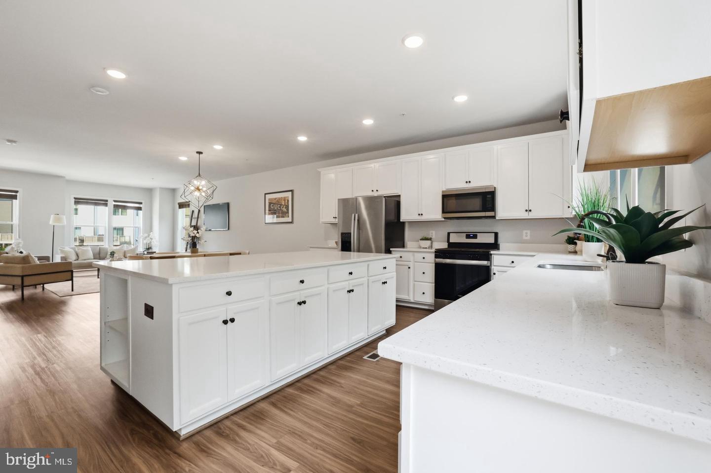 3272 Watershed Blvd Property Photo 10