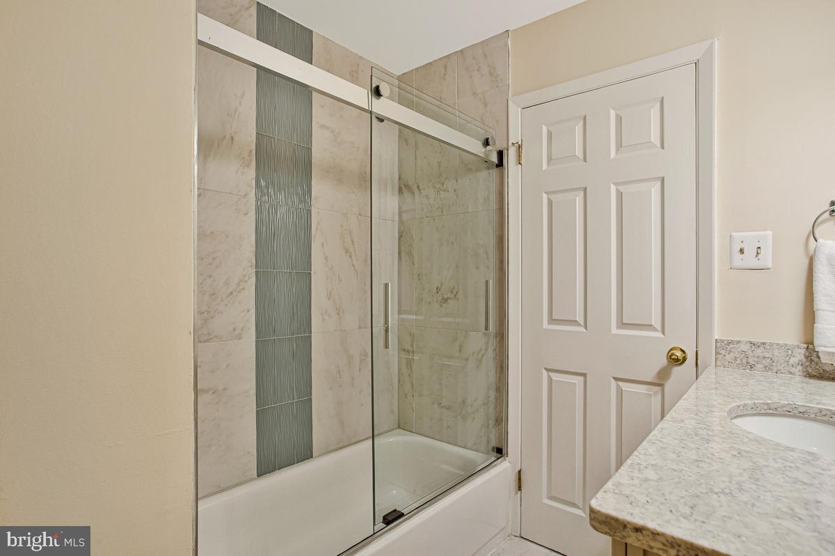213 Georgetown Property Photo 19