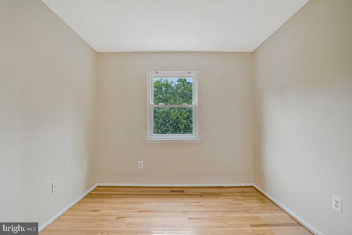 213 Georgetown Property Photo 24