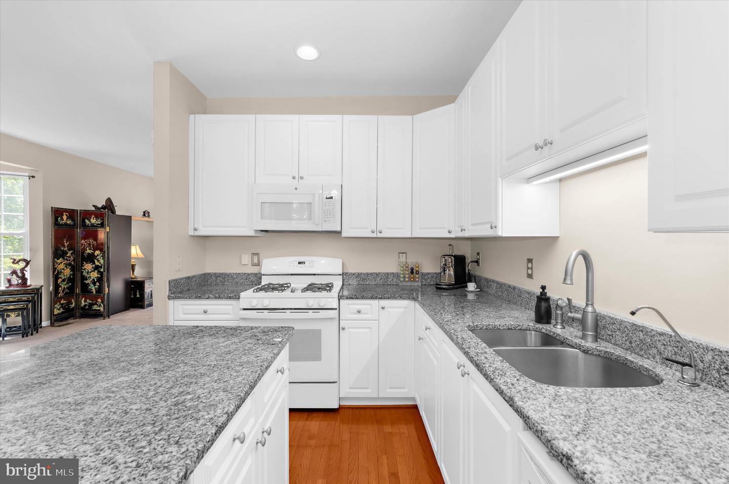 284 Braxton Way Property Photo 1