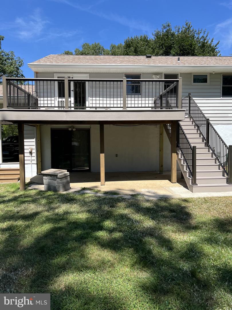 271 Crandell Rd Property Photo 16