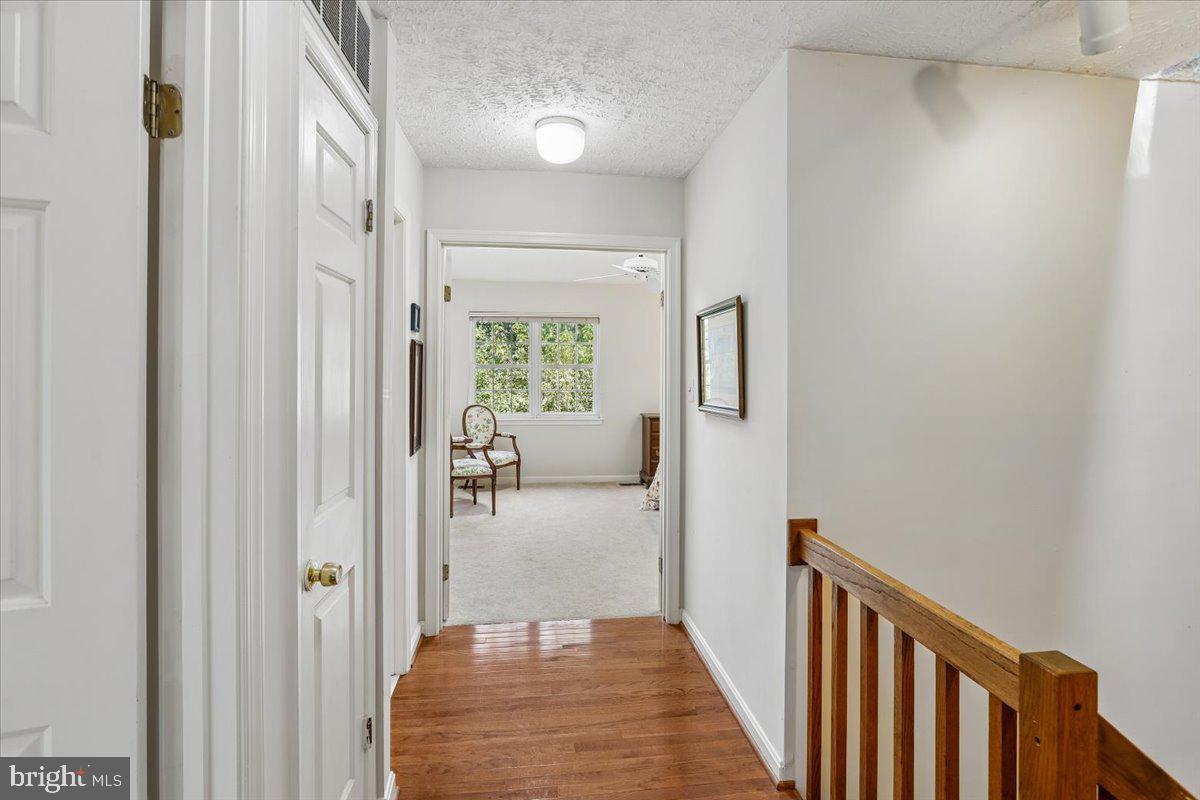 701 Monmouth Ave Property Photo 29