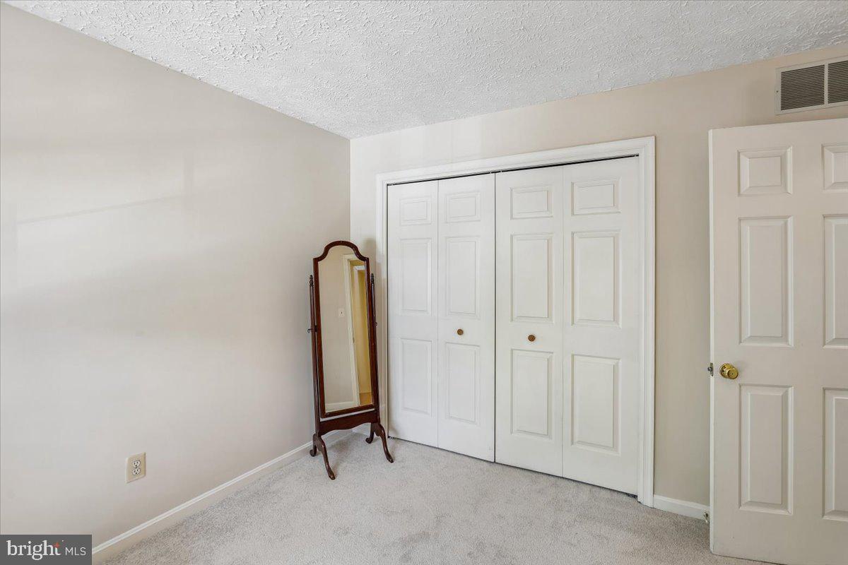 701 Monmouth Ave Property Photo 34