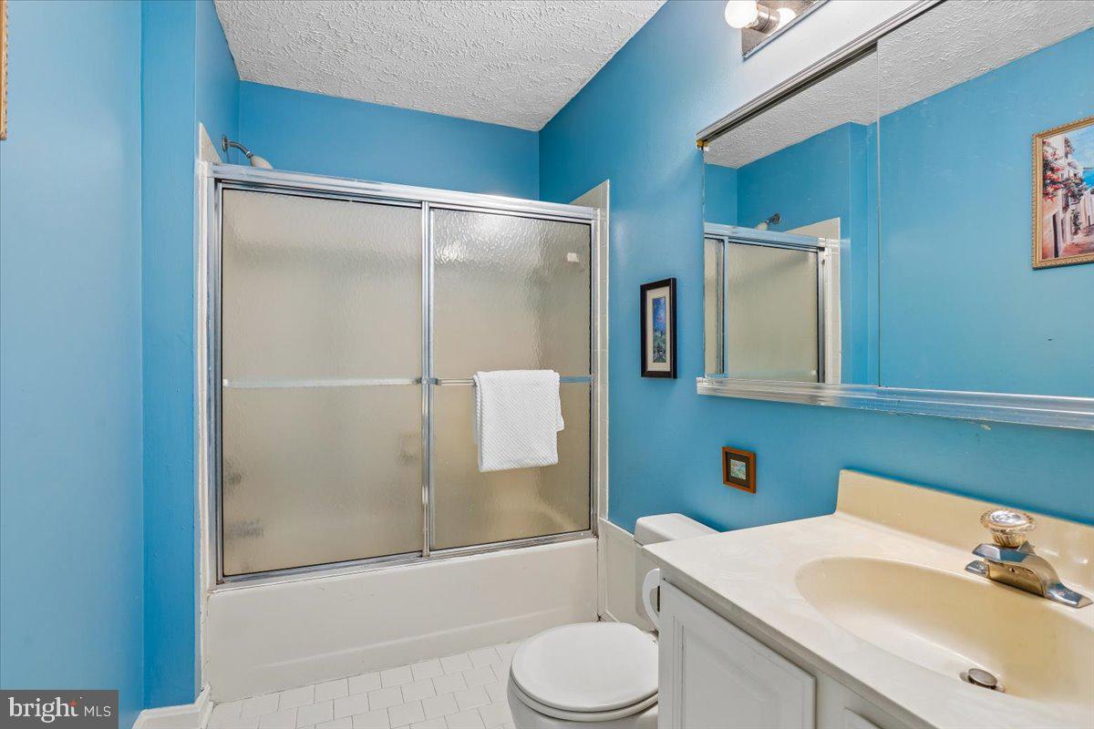 701 Monmouth Ave Property Photo 35