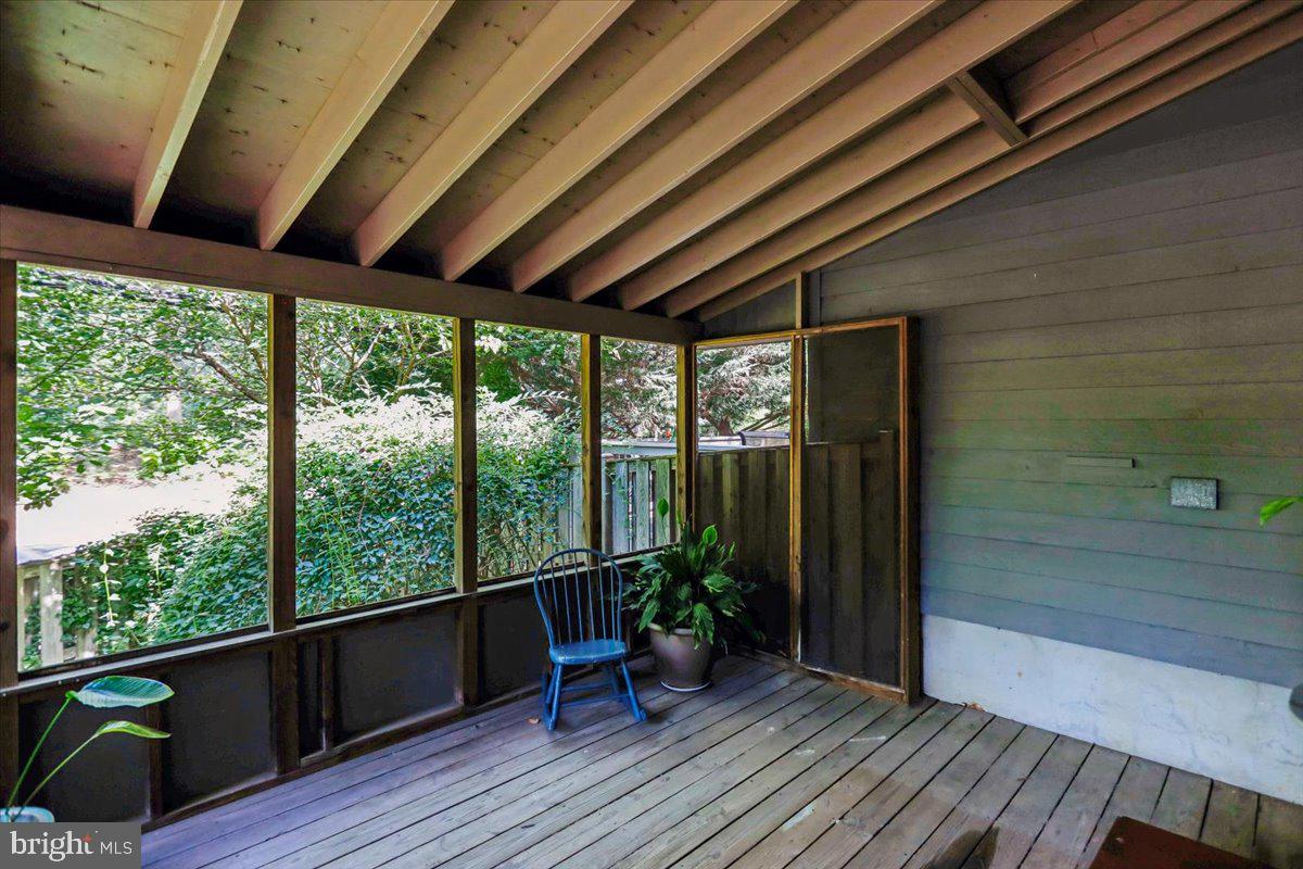701 Monmouth Ave Property Photo 41