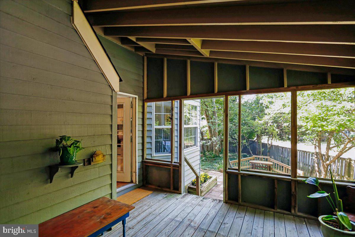 701 Monmouth Ave Property Photo 43