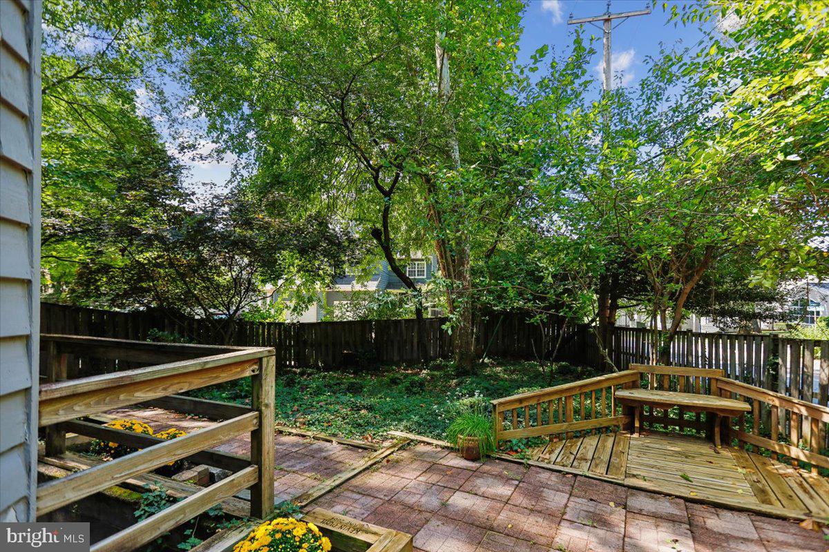701 Monmouth Ave Property Photo 46