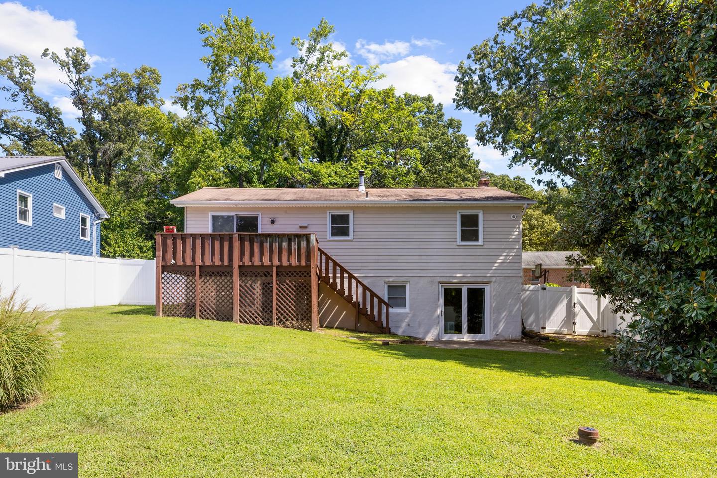 214 Beach Rd Property Photo 36
