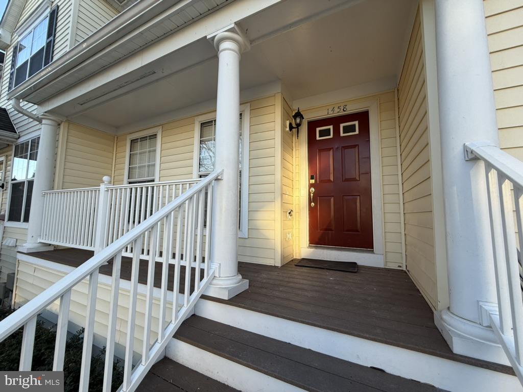 1458 Flatwood Ct Property Photo 2
