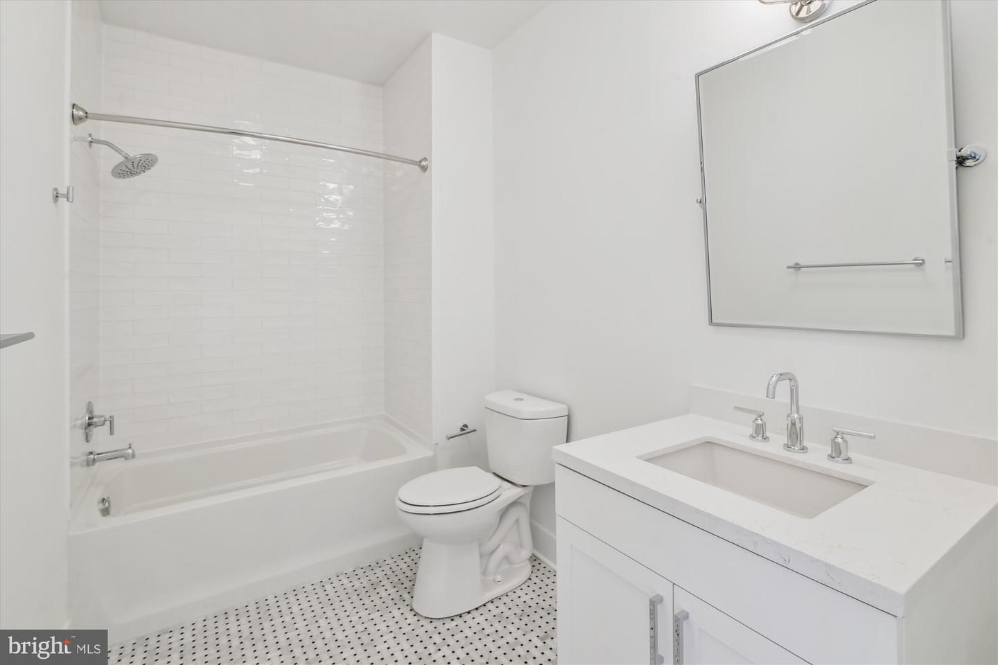 106 Annapolis St #202 Property Photo 9
