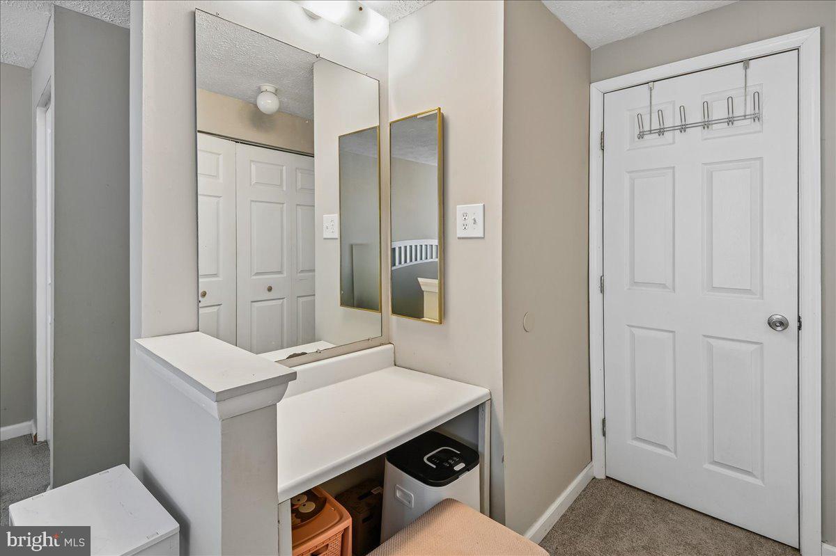 7920 Sutherland Ct Property Photo 20