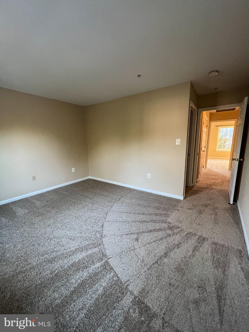 8646 Willow Leaf Ln Property Photo 14