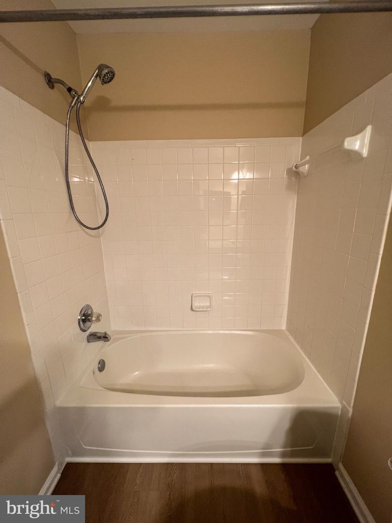 8646 Willow Leaf Ln Property Photo 17