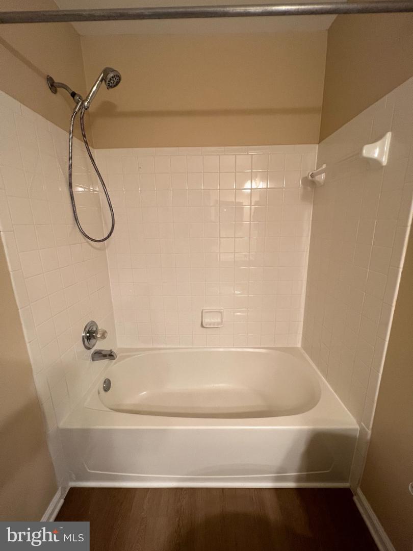 8646 Willow Leaf Ln Property Photo 18