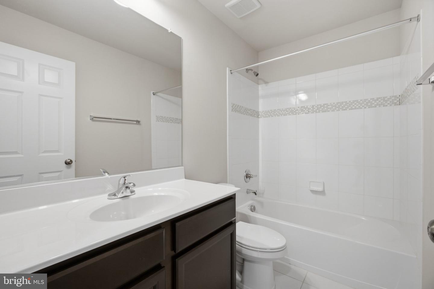 7503 Resch Loop Property Photo 19