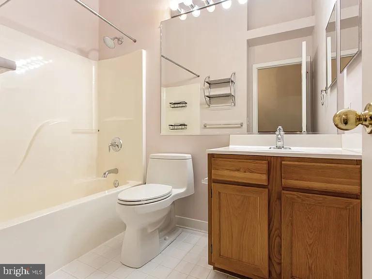 101 Quiet Waters Pl Property Photo 16