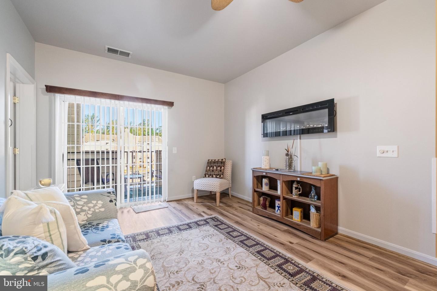 2607 Chapel Lake Dr #313 Property Photo 11