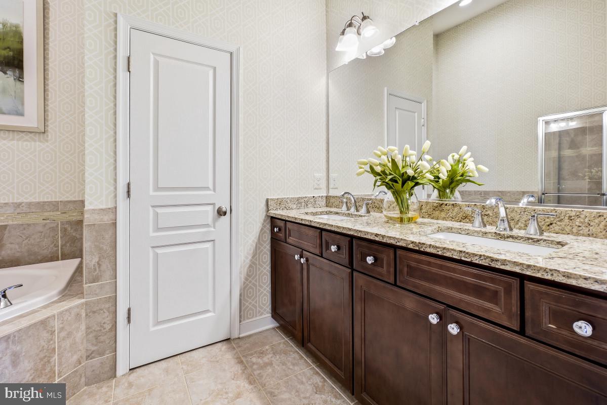 202 Admirals Ct Property Photo 19
