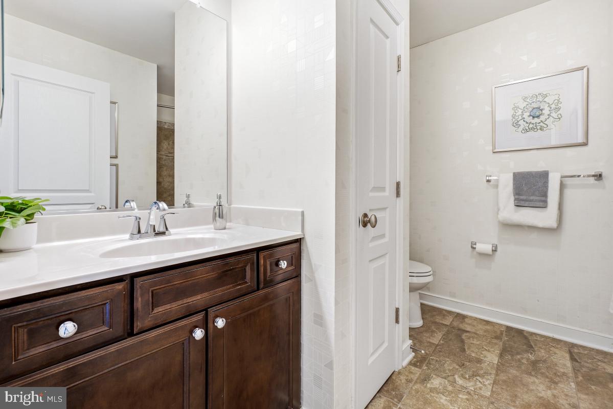 202 Admirals Ct Property Photo 23